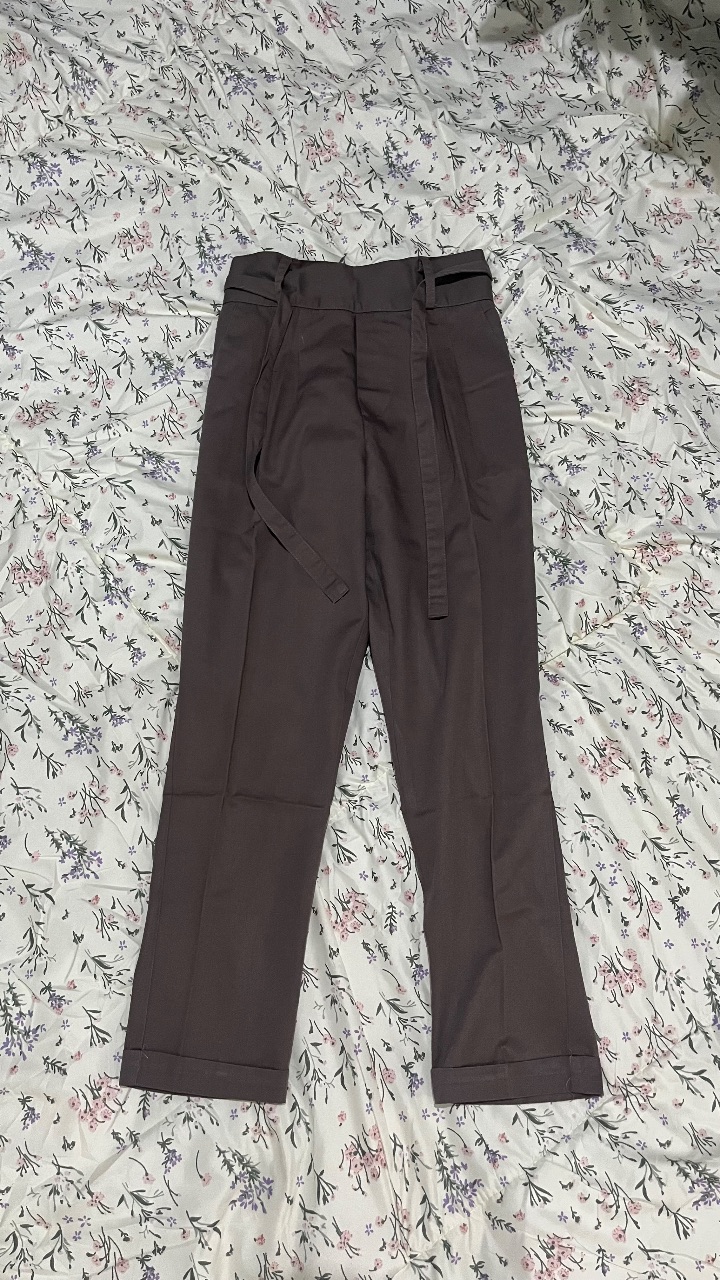 celana bahan abu